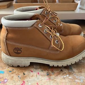 Timberland’s size 8